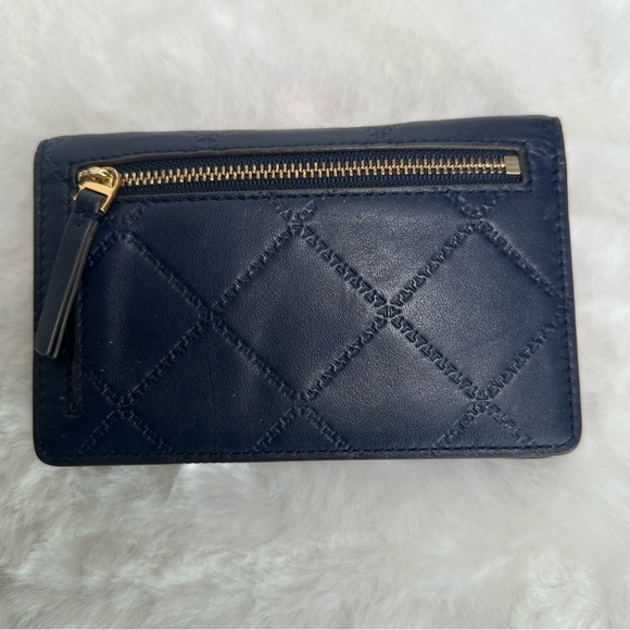 Tory Burch Blue Quilted Wallet - Picture 3 of 10